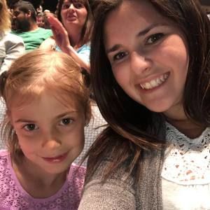 Meet your Posher, Ashley